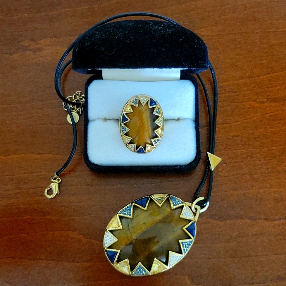 House of Harlow 1960 'Tigers Eye Sunburst' Cocktail Ring and Necklace Set